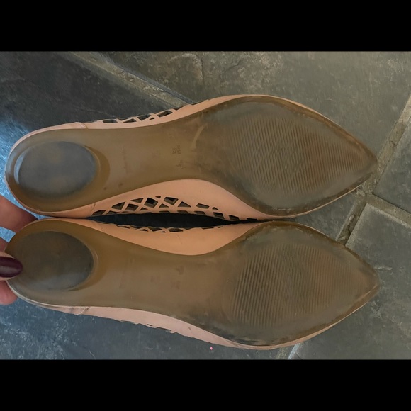 Klub Nico nude flats - Picture 2 of 6